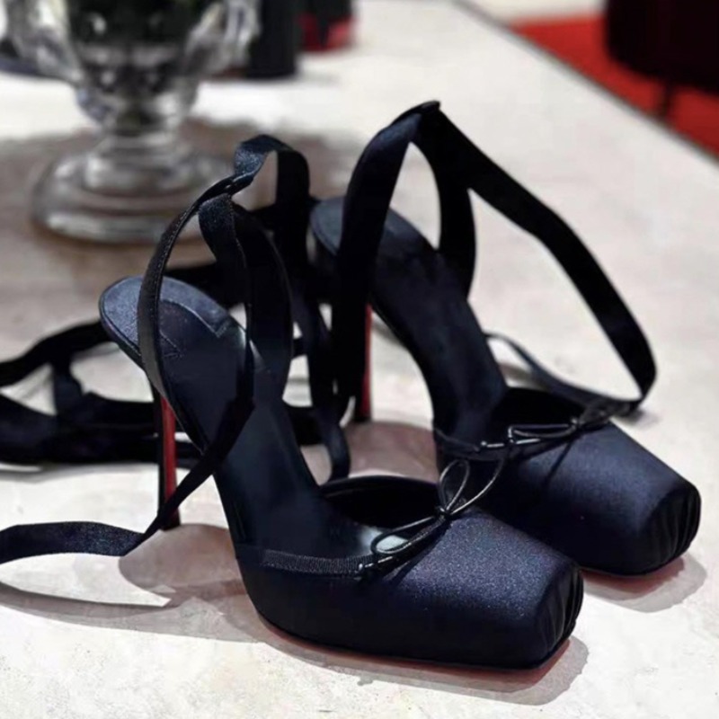 2026 New Women Shoes French St - Ankle Strap Attachment reseña y precio