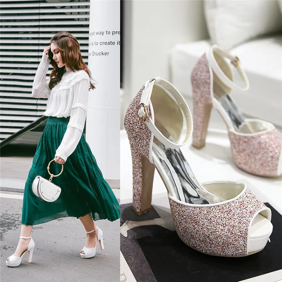 White Wedding Party Women Plat - Ankle Strap Attachment reseña y precio