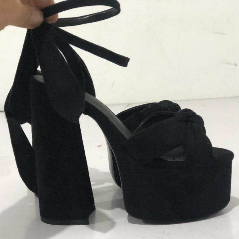 Love Heart Platform Open Toe L - Ankle Strap Attachment reseña y precio
